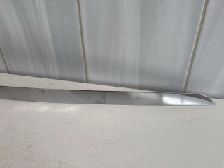 bontott MERCEDES-BENZ E-CLASS Csomagtérajtó Díszléc