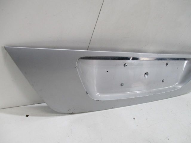 bontott MERCEDES-BENZ E-CLASS Csomagtérajtó Díszléc