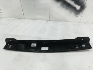 bontott MERCEDES-BENZ E-CLASS Csomagtérajtó Díszléc