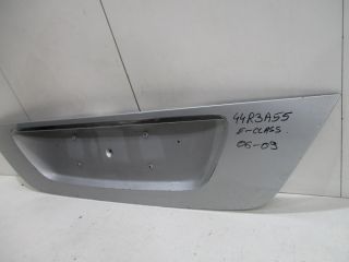 bontott MERCEDES-BENZ E-CLASS Csomagtérajtó Díszléc