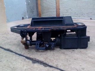 bontott MERCEDES-BENZ E-CLASS Csomagtérajtó Kilincs