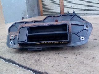 bontott MERCEDES-BENZ E-CLASS Csomagtérajtó Kilincs