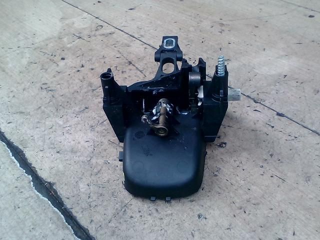 bontott MERCEDES-BENZ E-CLASS Csomagtérajtó Kilincs