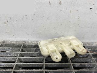 bontott MERCEDES-BENZ E-CLASS Csomagtérajtó Kilincs