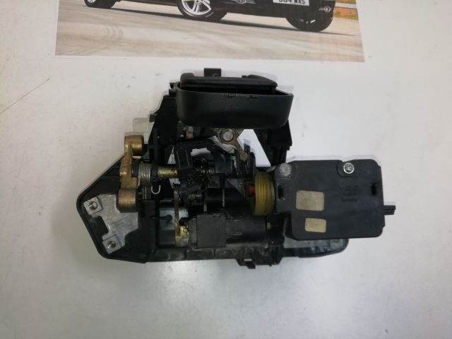 bontott MERCEDES-BENZ E-CLASS Csomagtérajtó Kilincs