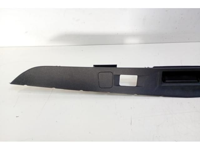 bontott MERCEDES-BENZ E-CLASS Csomagtérajtó Kilincs