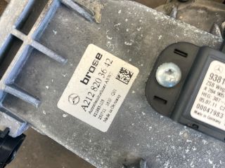 bontott MERCEDES-BENZ E-CLASS Csomagtérajtó Motor Elektronika