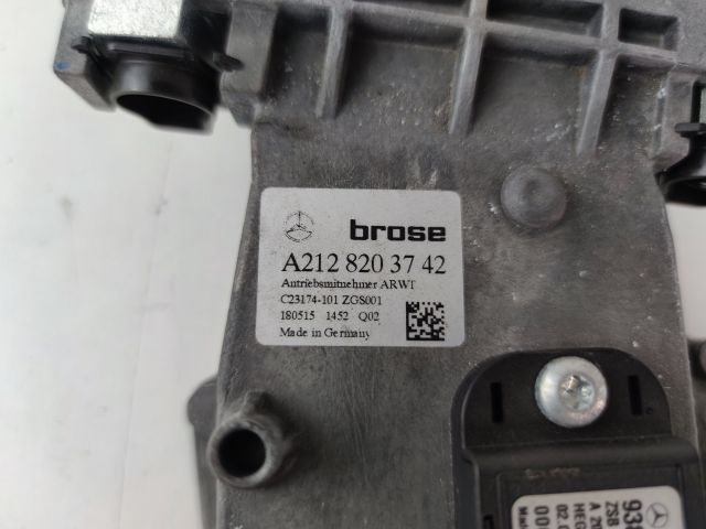 bontott MERCEDES-BENZ E-CLASS Csomagtérajtó Motor