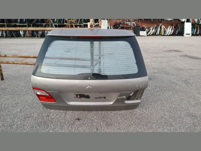 bontott MERCEDES-BENZ E-CLASS Csomagtérajtó (Részeivel)