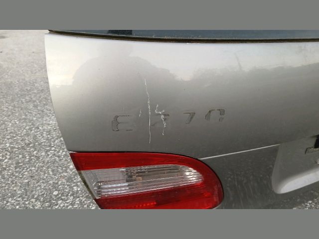 bontott MERCEDES-BENZ E-CLASS Csomagtérajtó (Részeivel)