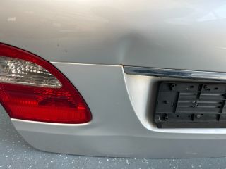 bontott MERCEDES-BENZ E-CLASS Csomagtérajtó (Részeivel)