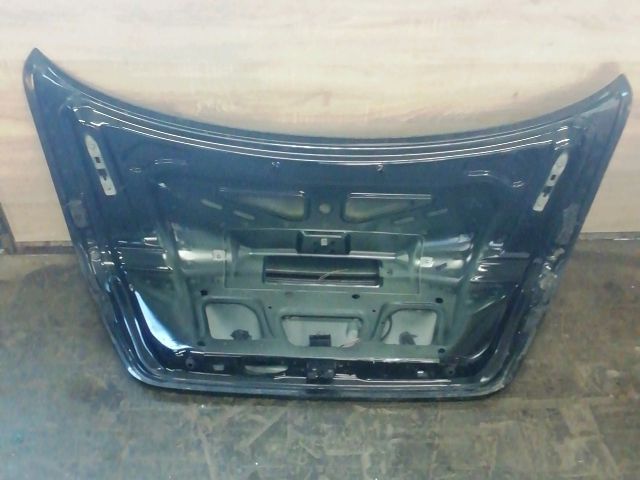 bontott MERCEDES-BENZ E-CLASS Csomagtérajtó (Részeivel)