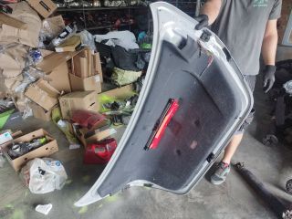 bontott MERCEDES-BENZ E-CLASS Csomagtérajtó (Üres lemez)