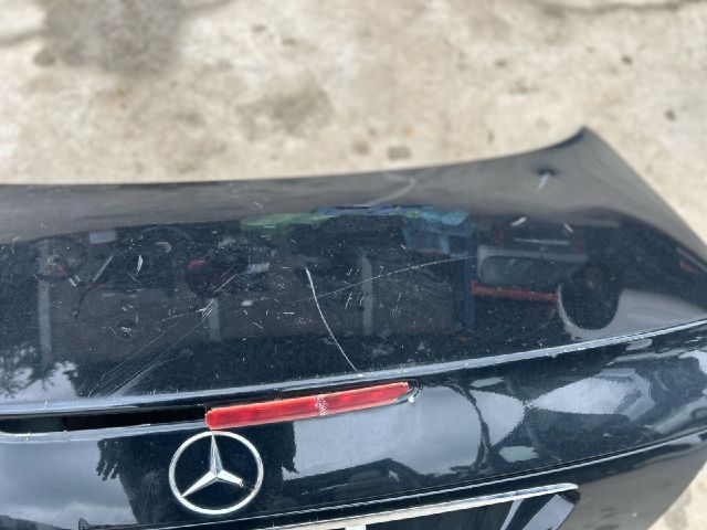 bontott MERCEDES-BENZ E-CLASS Csomagtérajtó (Üres lemez)