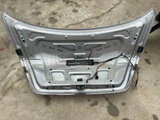 bontott MERCEDES-BENZ E-CLASS Csomagtérajtó (Üres lemez)