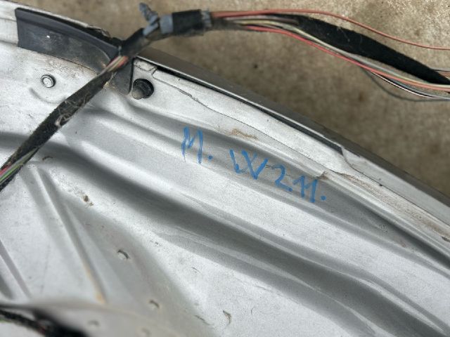 bontott MERCEDES-BENZ E-CLASS Csomagtérajtó (Üres lemez)