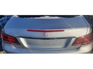 bontott MERCEDES-BENZ E-CLASS Csomagtérajtó (Üres lemez)