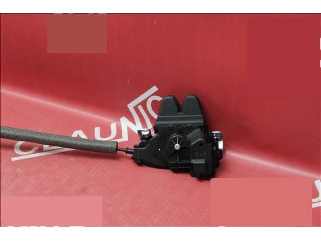 bontott MERCEDES-BENZ E-CLASS Csomagtérajtó Zárszerkezet