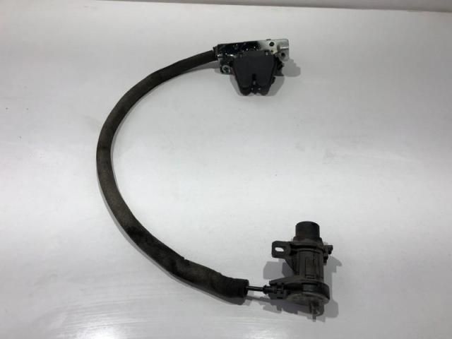 bontott MERCEDES-BENZ E-CLASS Csomagtérajtó Zárszerkezet