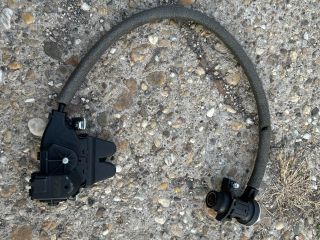 bontott MERCEDES-BENZ E-CLASS Csomagtérajtó Zárszerkezet