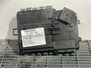 bontott MERCEDES-BENZ E-CLASS Biztosítéktábla Motortér