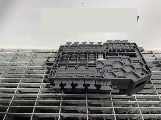 bontott MERCEDES-BENZ E-CLASS Biztosítéktábla Motortér