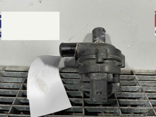 bontott MERCEDES-BENZ E-CLASS Vízpumpa