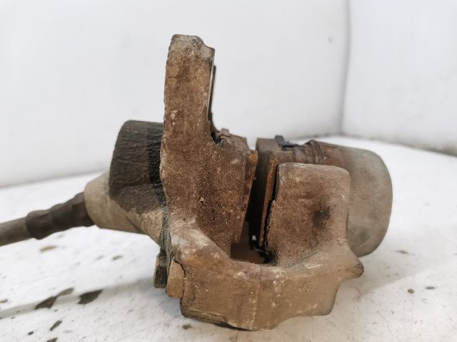 bontott MERCEDES-BENZ E-CLASS Bal hátsó Féknyereg Munkahengerrel