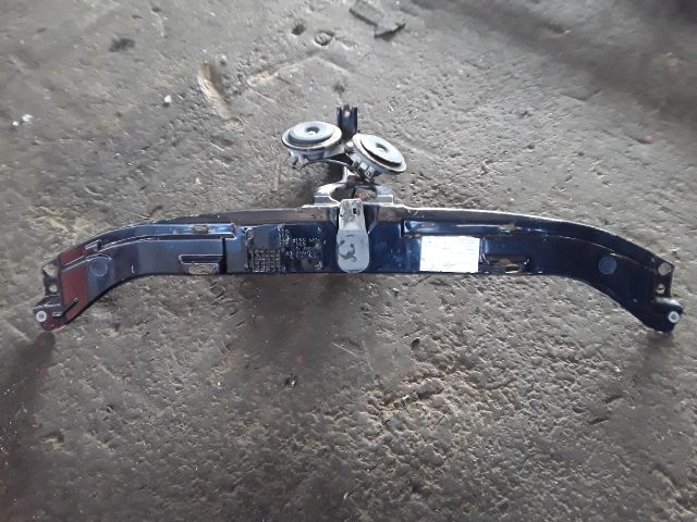 bontott MERCEDES-BENZ E-CLASS Homlokfal (Üres lemez)