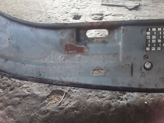 bontott MERCEDES-BENZ E-CLASS Homlokfal (Üres lemez)