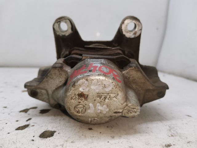 bontott MERCEDES-BENZ E-CLASS Jobb hátsó Féknyereg Munkahengerrel