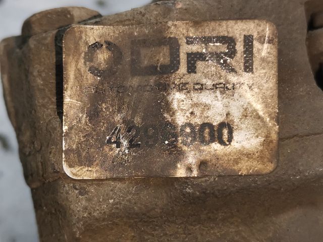 bontott MERCEDES-BENZ E-CLASS Jobb hátsó Féknyereg Munkahengerrel