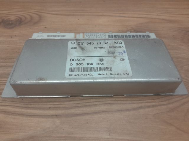 bontott MERCEDES-BENZ E-CLASS Kipörgésgátló Elektronika