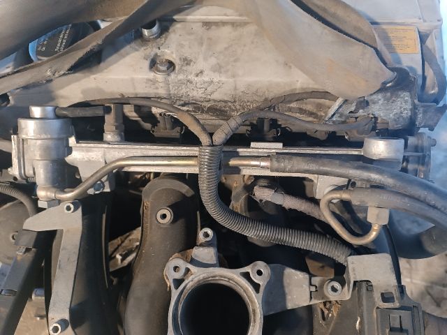 bontott MERCEDES-BENZ E-CLASS Komplett Motor (Segédberendezésekkel)