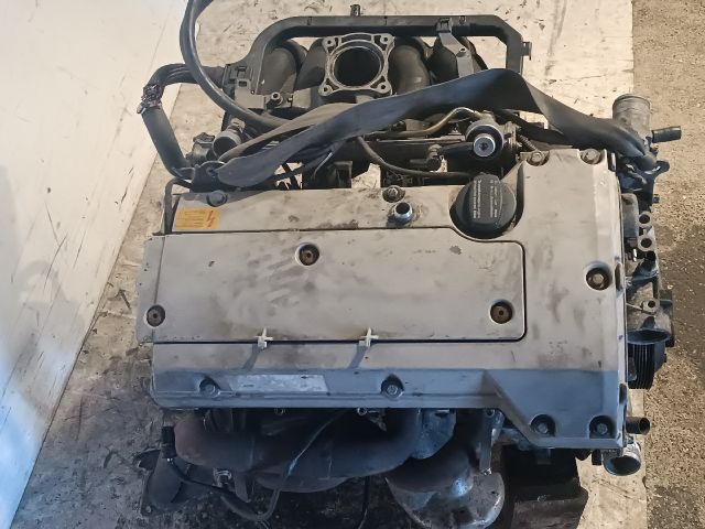 bontott MERCEDES-BENZ E-CLASS Komplett Motor (Segédberendezésekkel)