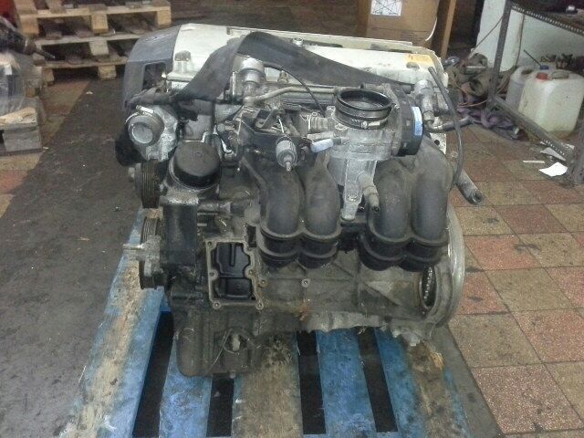 bontott MERCEDES-BENZ E-CLASS Motorblokk (Fűzött)