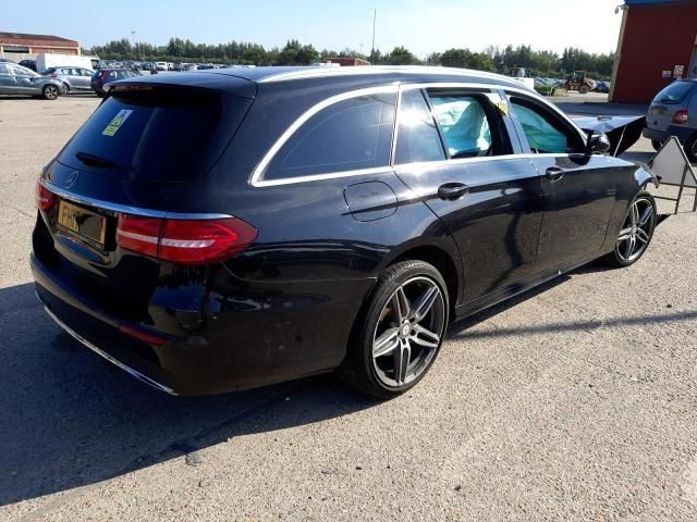 bontott MERCEDES-BENZ E-CLASS Gázolajszűrő Ház