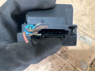 bontott MERCEDES-BENZ E-CLASS Gyújtáskapcsoló Házzal