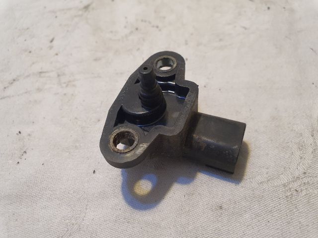 bontott MERCEDES-BENZ E-CLASS Szívócső Nyomásérzékelő