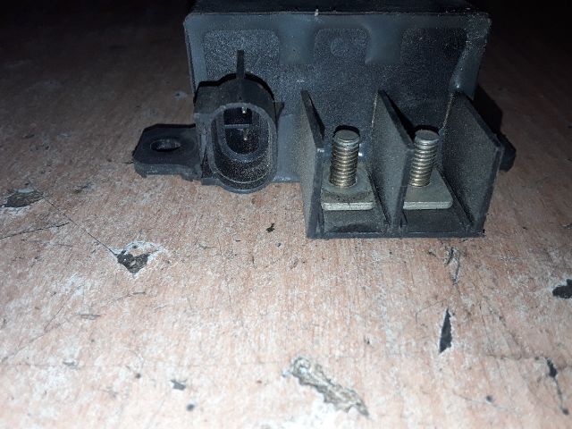 bontott MERCEDES-BENZ E-CLASS Akkumulátor Relé