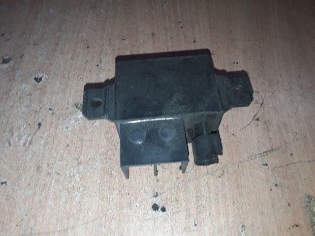 bontott MERCEDES-BENZ E-CLASS Akkumulátor Relé