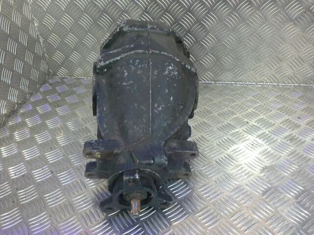 bontott MERCEDES-BENZ E-CLASS Hátsó Differenciálmű