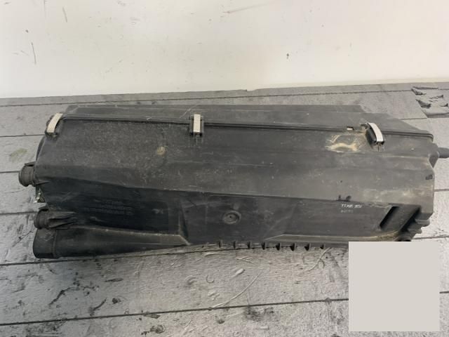 bontott MERCEDES-BENZ E-CLASS Légszűrő Ház