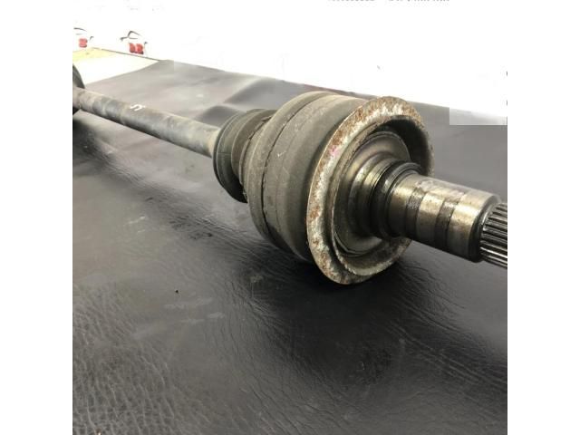 bontott MERCEDES-BENZ E-CLASS Bal hátsó Féltengely