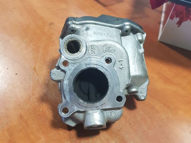 bontott MERCEDES-BENZ E-CLASS EGR / AGR Szelep