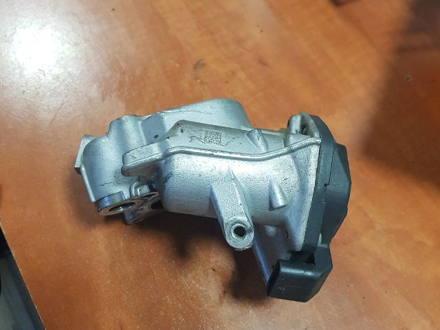 bontott MERCEDES-BENZ E-CLASS EGR / AGR Szelep
