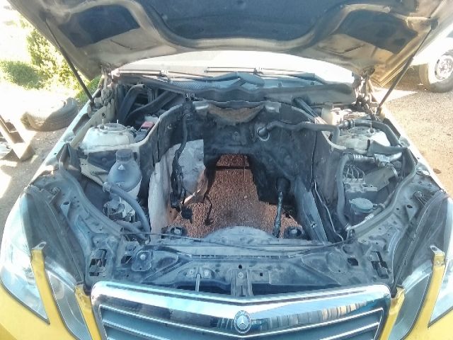 bontott MERCEDES-BENZ E-CLASS Jobb első Rugó