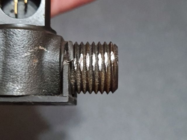 bontott MERCEDES-BENZ E-CLASS Porlasztó (1 db)