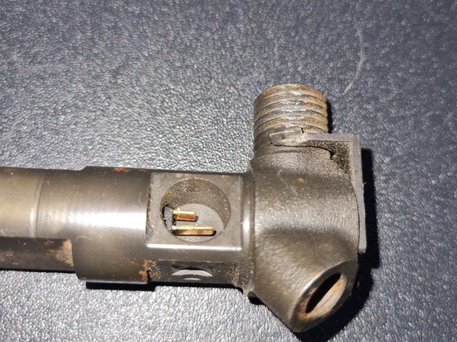 bontott MERCEDES-BENZ E-CLASS Porlasztó (1 db)