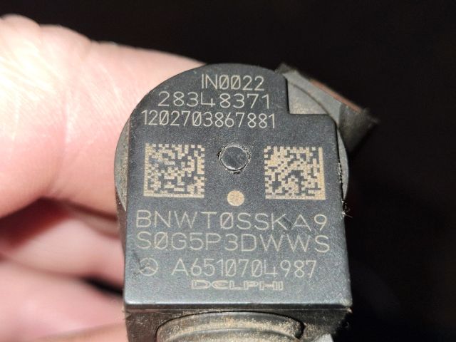 bontott MERCEDES-BENZ E-CLASS Porlasztó (1 db)